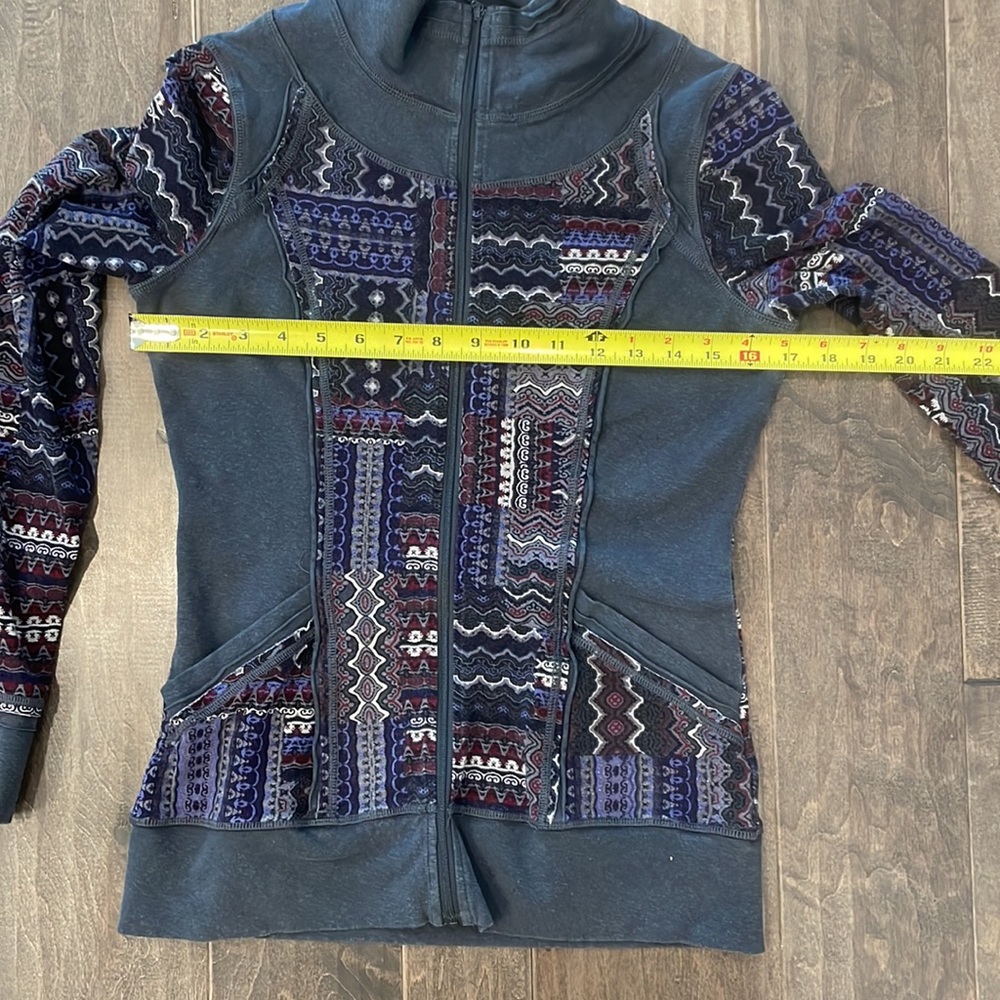 Prana Gray Patterned Zip Front Sweatshirt, Size S… - image 4